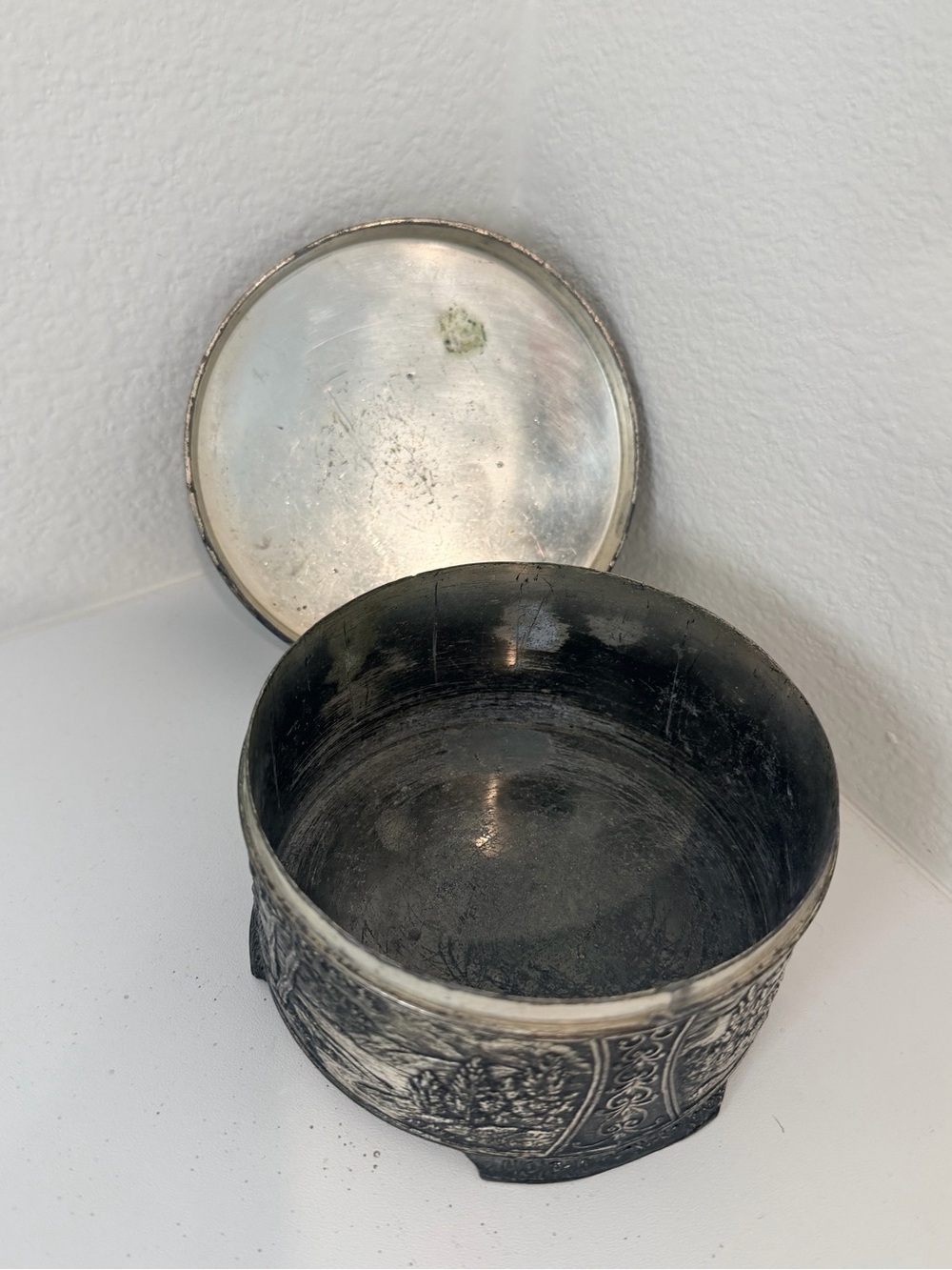 Vintage Ornate Round Metal Trinket Box - Black and Silver Tones